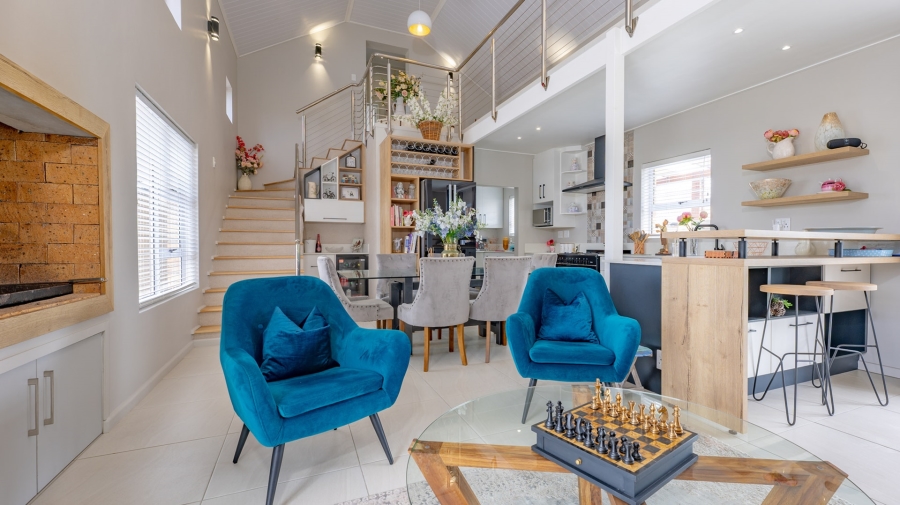 4 Bedroom Property for Sale in Oceanview Heights Western Cape